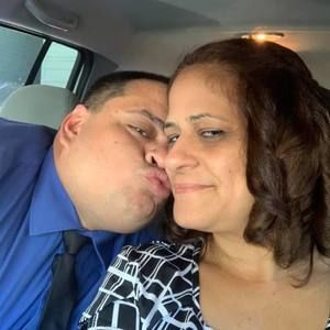 Meet your Posher, Luis